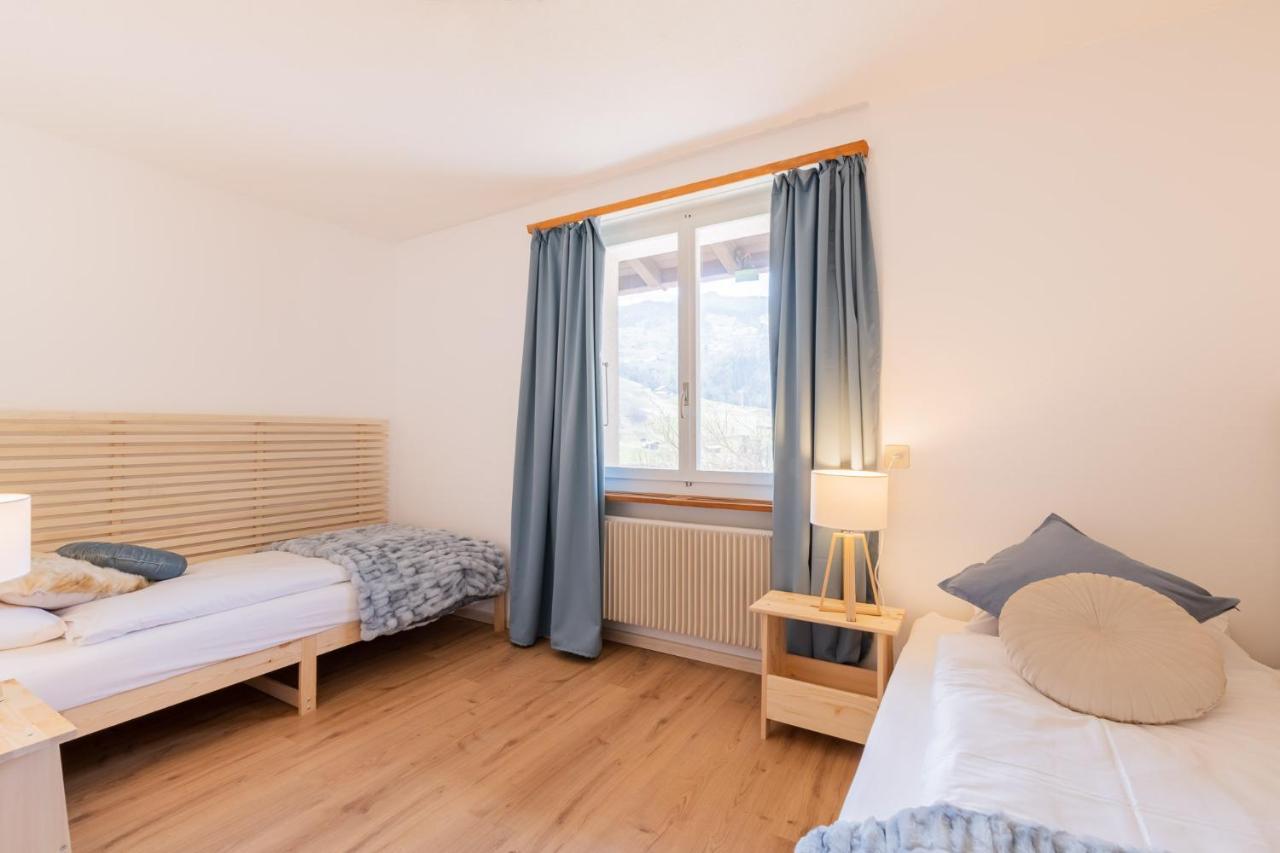 The Eiger Express - Grindelhomes * Grindelwald