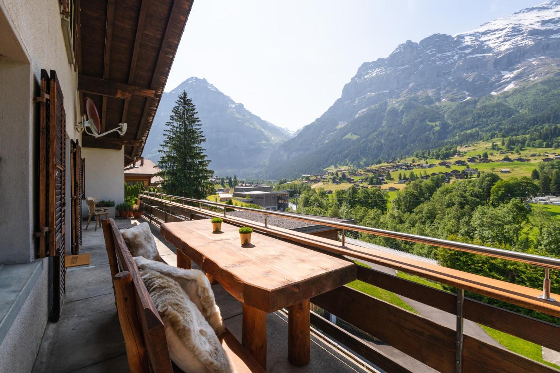The Eiger Express - Grindelhomes Grindelwald